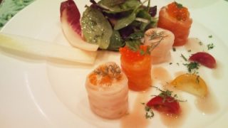 前菜オードブル サーモンのなんちゃら（笑）